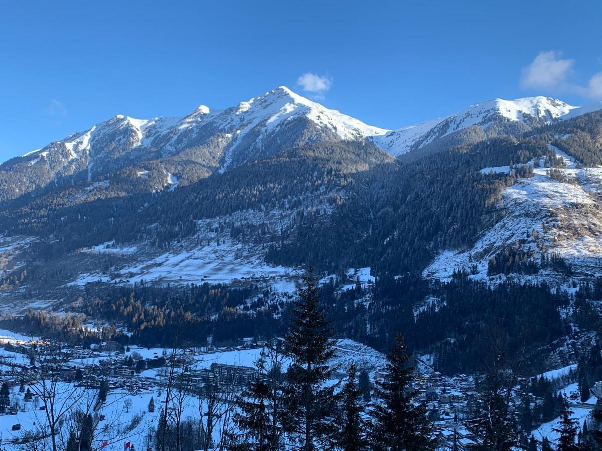 Hotel Nefer, Haus Bad Gastein Exterior foto